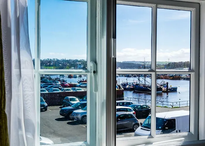 The Corner House * Whitby